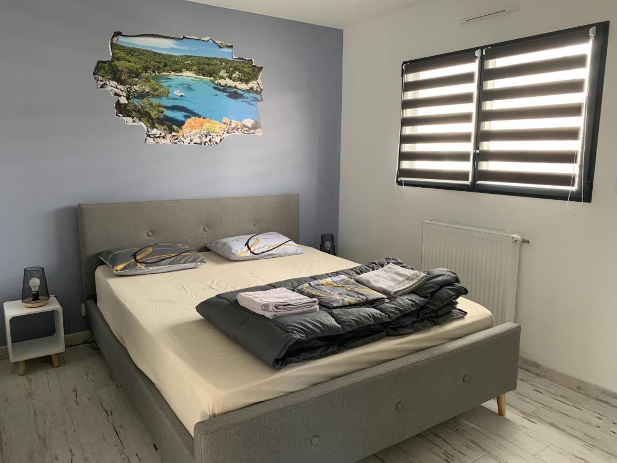 Maison 10 Pers En Bord De Mer Avec Piscine Chauffee Toute L'Annee, Spa Et Hamman Surzur Kültér fotó